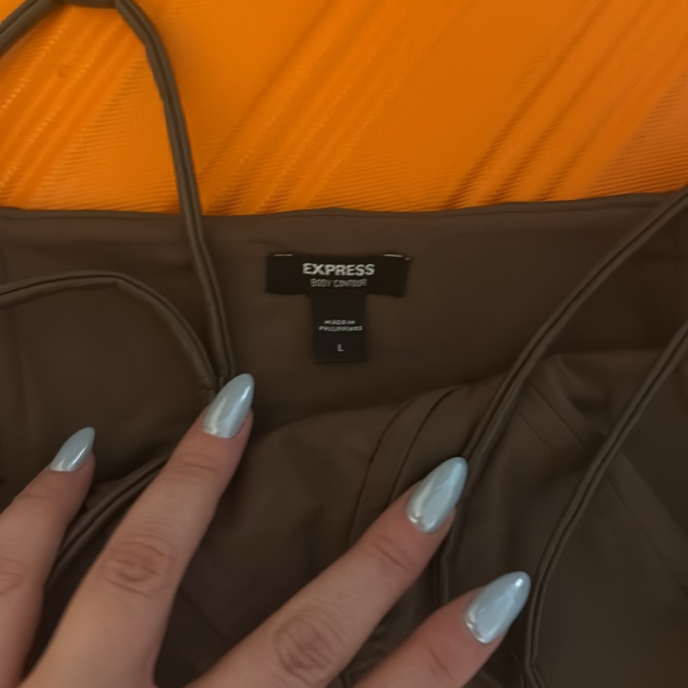 Espresso colored pleather crop top - Picture 2 of 3